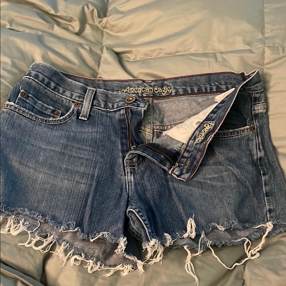AE SHORTS